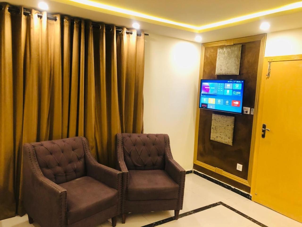 Blue Moon Residency Jinnah Super Islamabad Exterior photo
