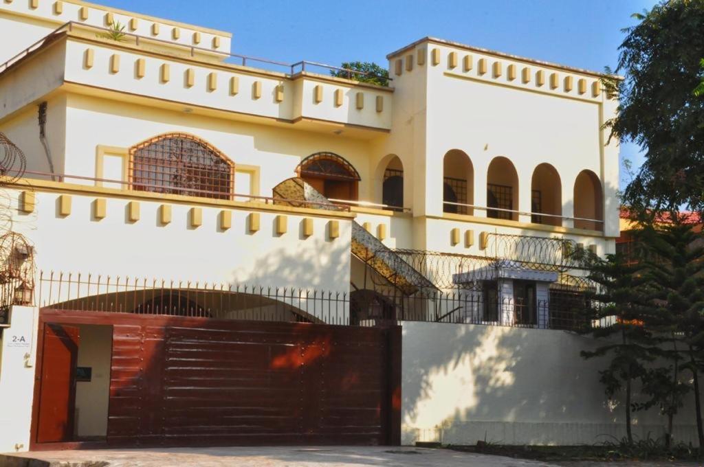 Blue Moon Residency Jinnah Super Islamabad Exterior photo