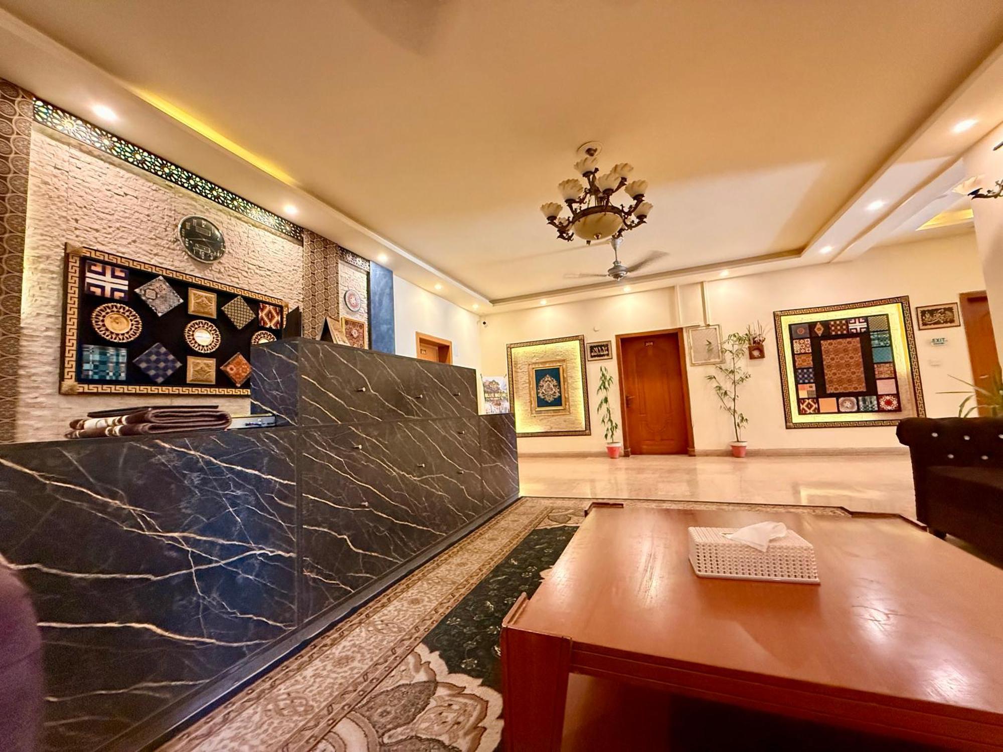 Blue Moon Residency Jinnah Super Islamabad Exterior photo